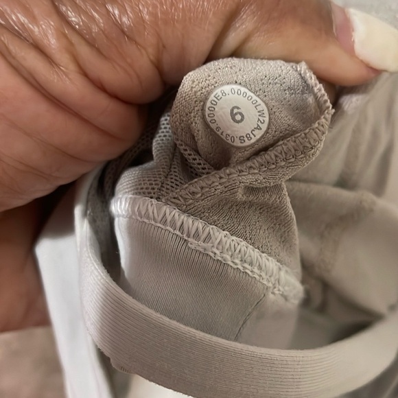 Lululemon athletic Women's Gray and cream Sports Bra - Picture 3 of 8